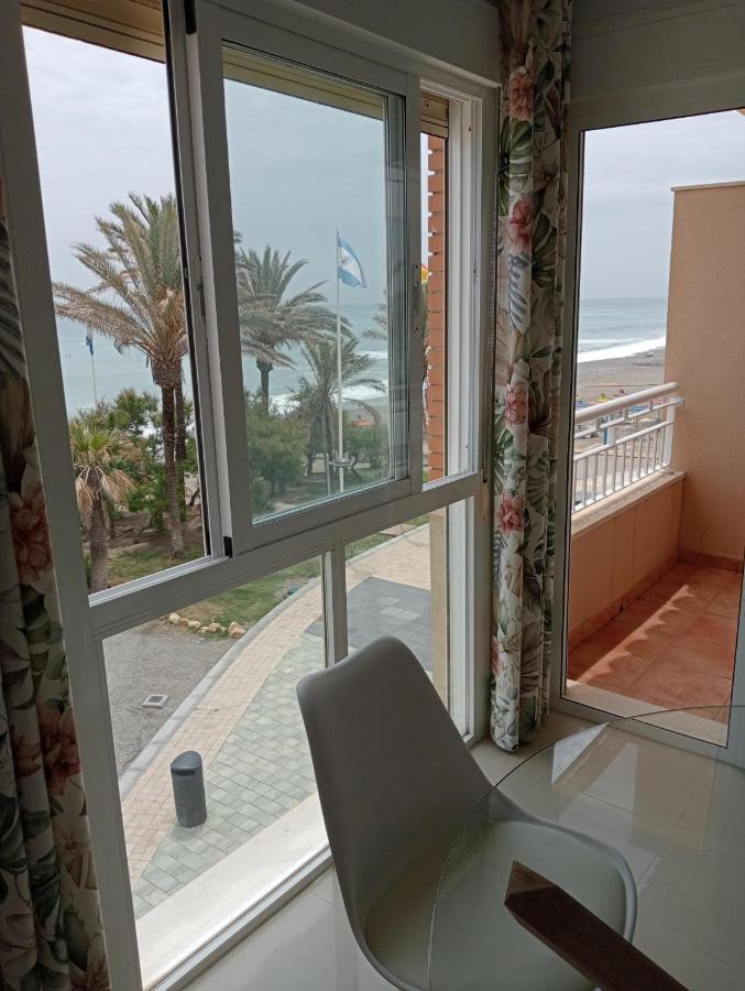 Primera Linea De Playa A 10 Min Estepona San Luis de Sabinillas Eksteriør billede