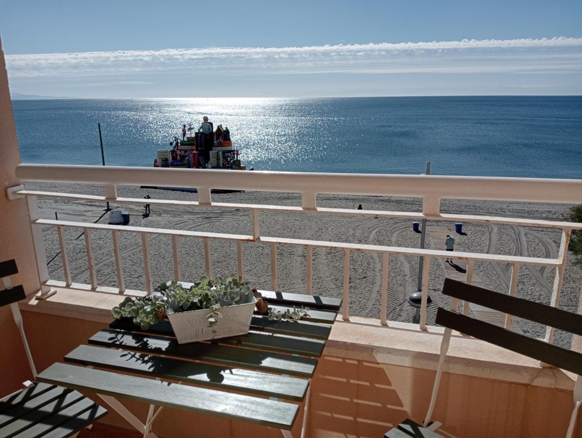 Primera Linea De Playa A 10 Min Estepona San Luis de Sabinillas Eksteriør billede